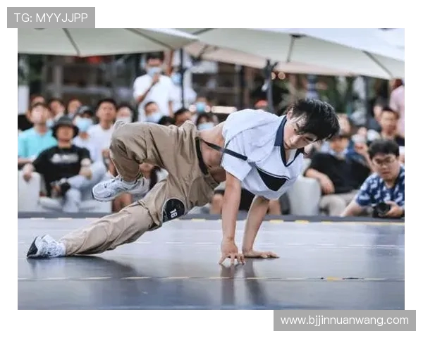 成都街舞团队协作实力强劲荣登全国排行榜第一名